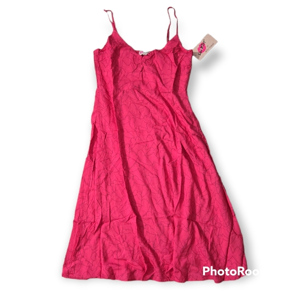 🎉BOGO🎉🆕️ Betsey Johnson Butterfly Cupped Midi Dress - Picture 2 of 7
